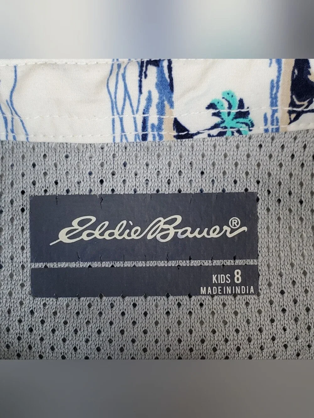 Eddie Bauer Boys Stretch Hawaiian Island All Over Print Camp Shirt- Size 8 - GUC